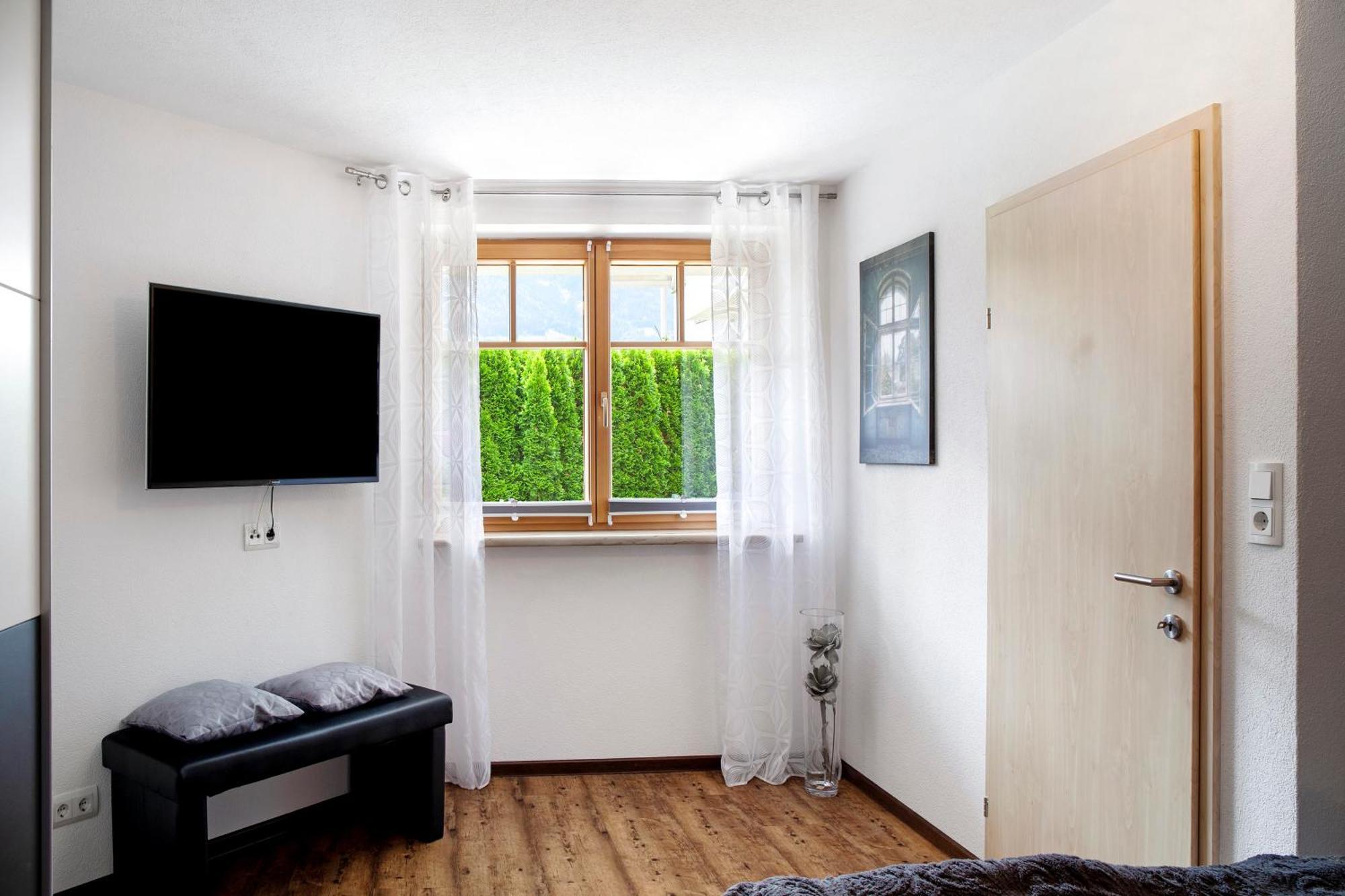 Mosers Ferienwohnung Am Sonnenhang Єнбах Екстер'єр фото